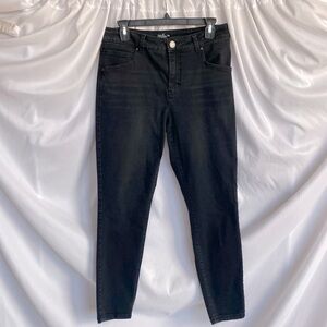 Maurice’s Everflex High-Rise Curvy Jeans